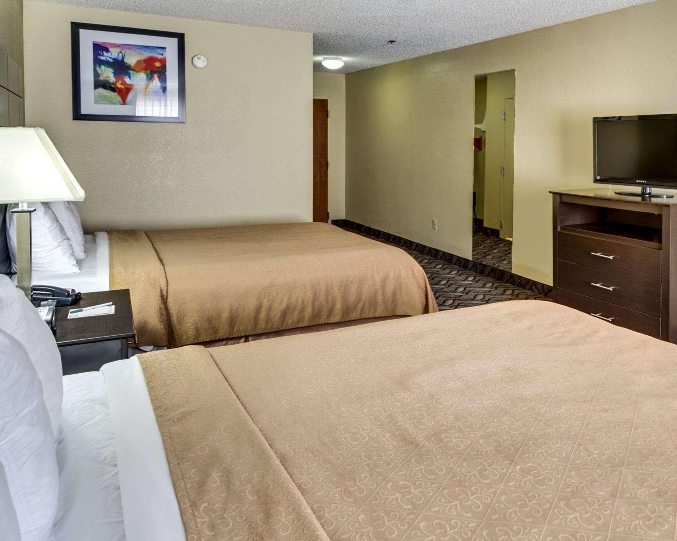 Quality Suites Baton Rouge East - Denham Springs Bagian luar foto